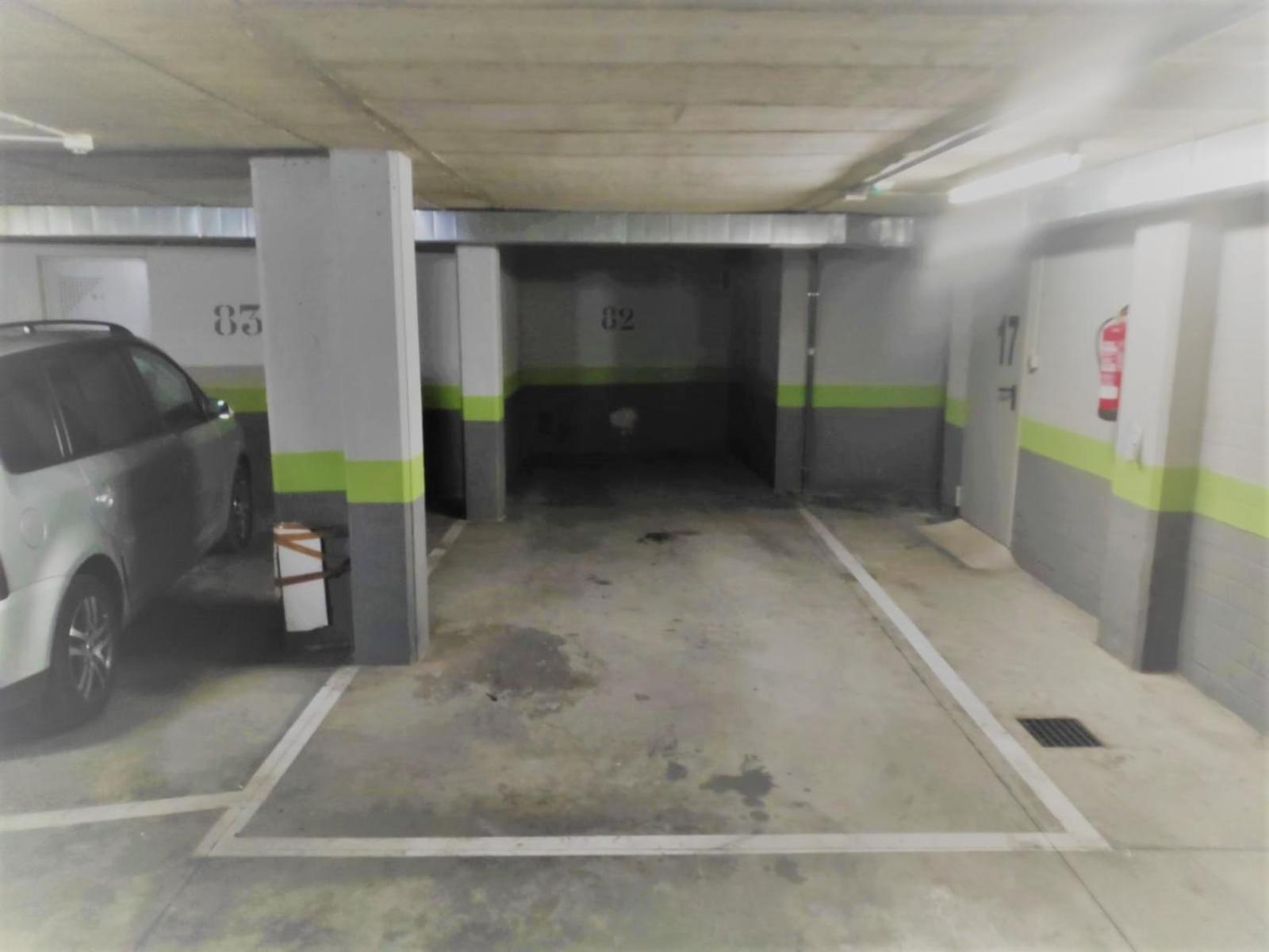 Apartamento El Mirador Del Pilar - Parking Y Vistas A La Basilica Zaragoza Exterior foto